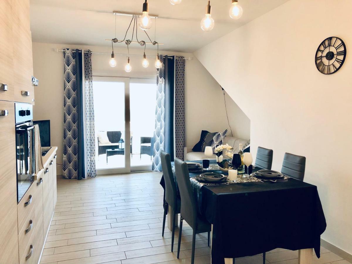 Il Tramonto Luxury House Appartement Valledoria  Buitenkant foto