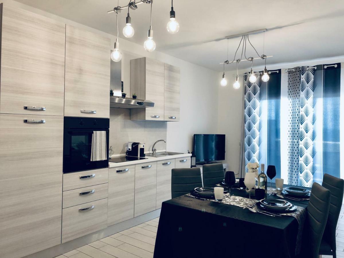 Il Tramonto Luxury House Appartement Valledoria  Buitenkant foto